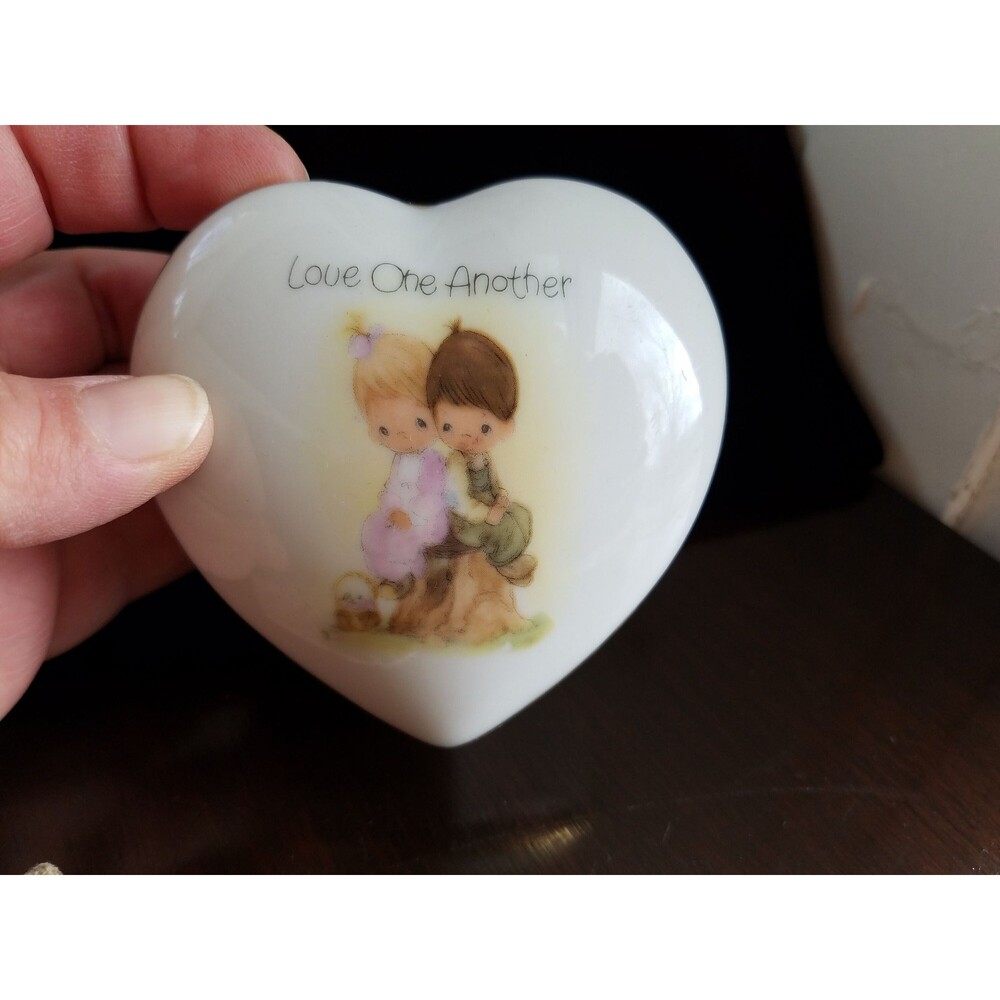 Precious Moments Heart Shaped Trinket Box Jewelry Box